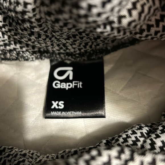 GapFit funnel neck sweater - Picture 6 of 7